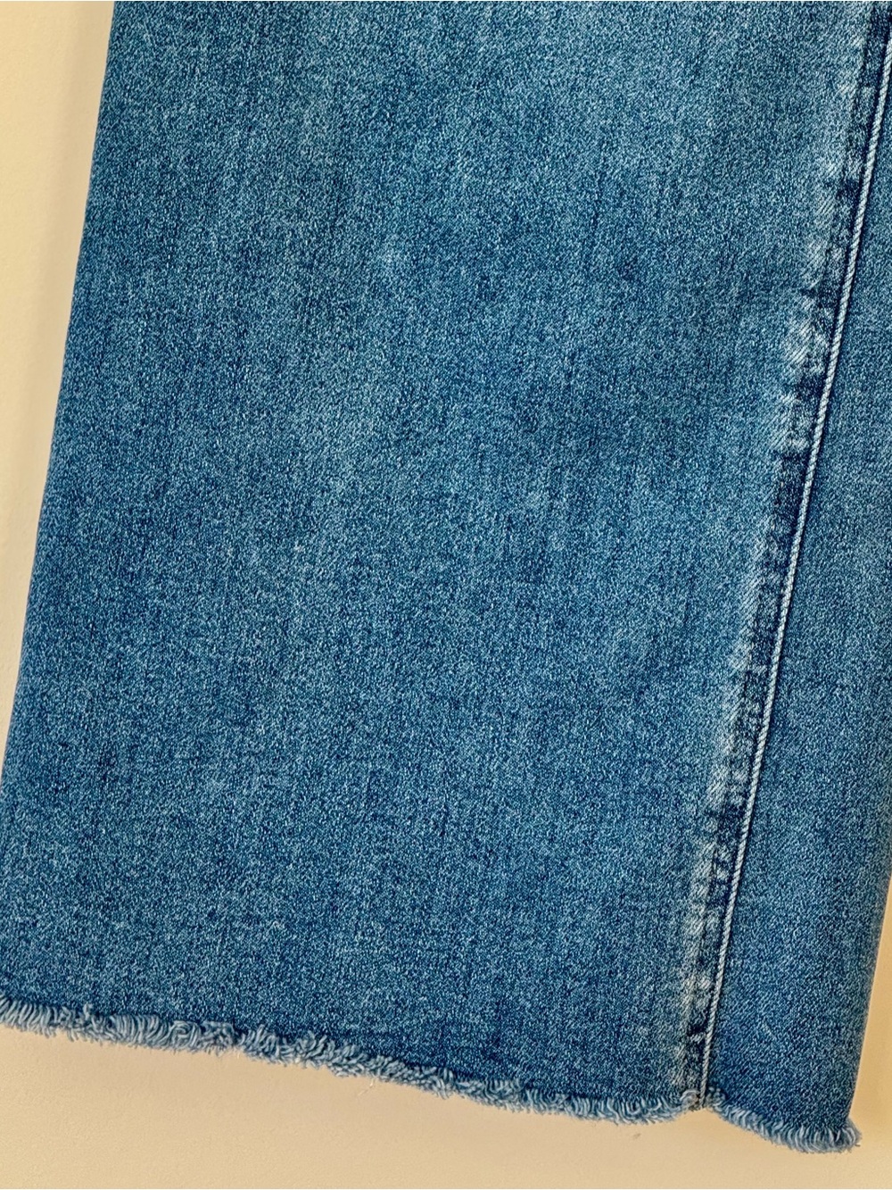 Altar’d State Kendra Mid Rise Cropped Straight Leg Jeans, Medium Wash – Size 27 - Picture 4 of 8